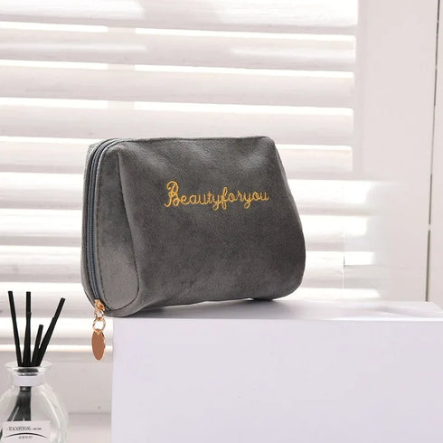 1 Pc Velvet Women Cosmetic Bag Travel Large Makeup Bag Solid Color Zipper Lipstick Storage Bags Female Make Up Organizer Pouch